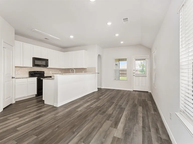 3614 Judges Dr — Photo 12