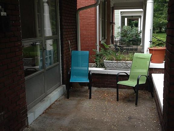 2nd image of 1901 Deer Park Ave #2
