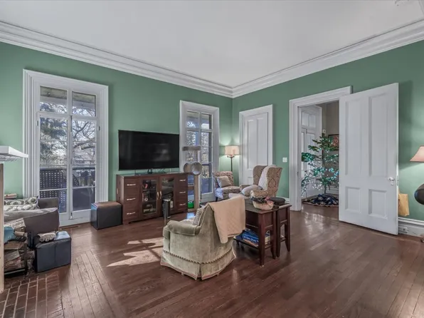 236-02 Forest Road image 16 of 23