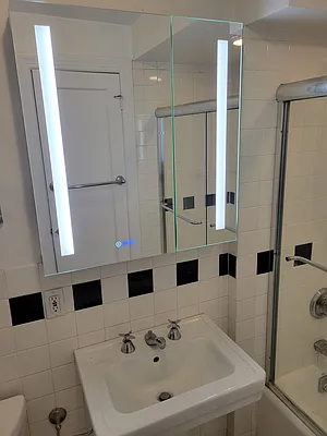 Rented by OGI Management | media 7