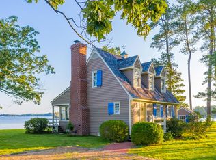 292 Riverview Rd, Port Haywood, VA 23138