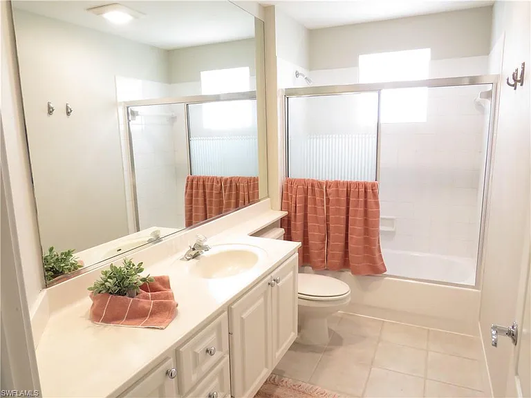 4186 Los Altos Ct — Photo 18