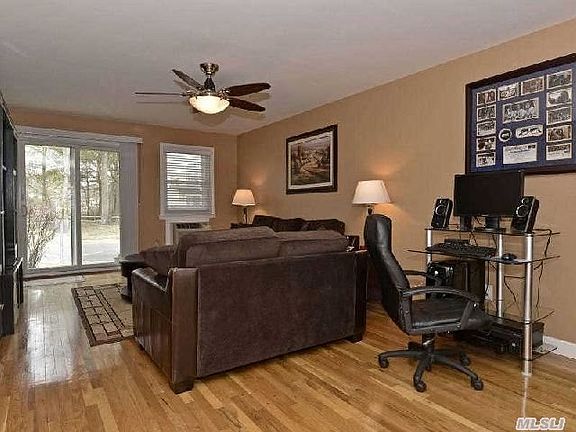 5th image of 3222 Wilshire Ln