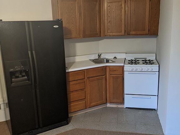 3rd image of 5019 N Rockwell St #G