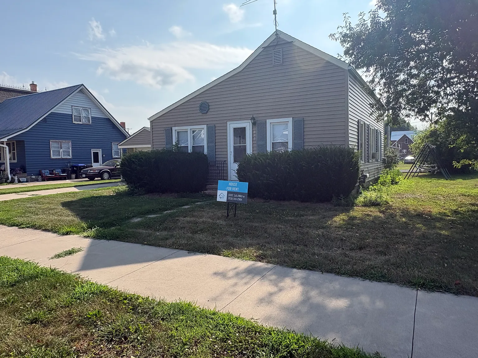 9th Ave , Belle Plaine — Photo 2