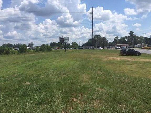 3rd image of 3410 Bayou Rapides Rd