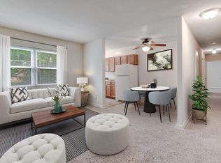 39 Mississippi Ave SE #102, Washington, DC 20032