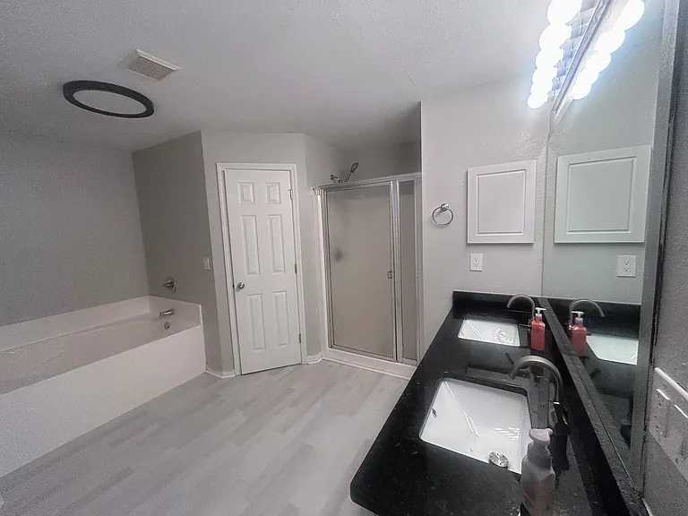 2593 Surfside Blvd — Photo 14