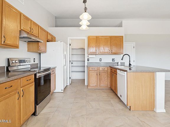 5th image of 8023 E Dartmouth Street