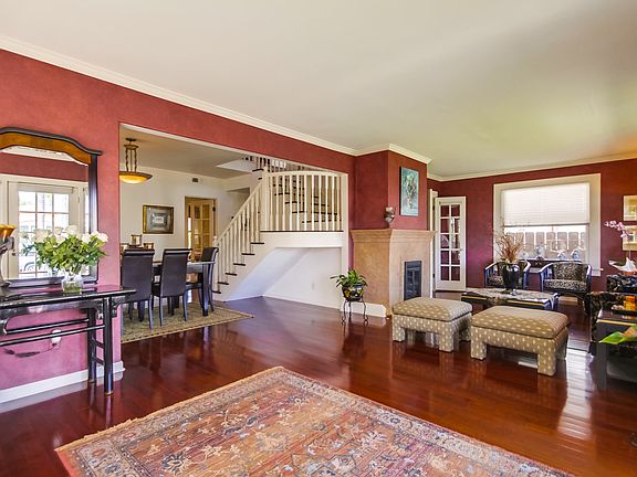 3rd image of 4626 Kensington Dr