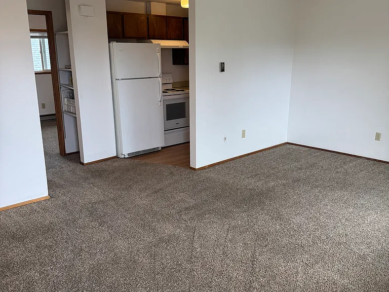 2402 Pacific St #6 — Photo 1