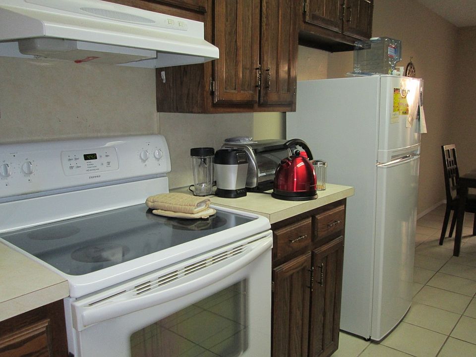 1st image of 2622 Sunset Dr