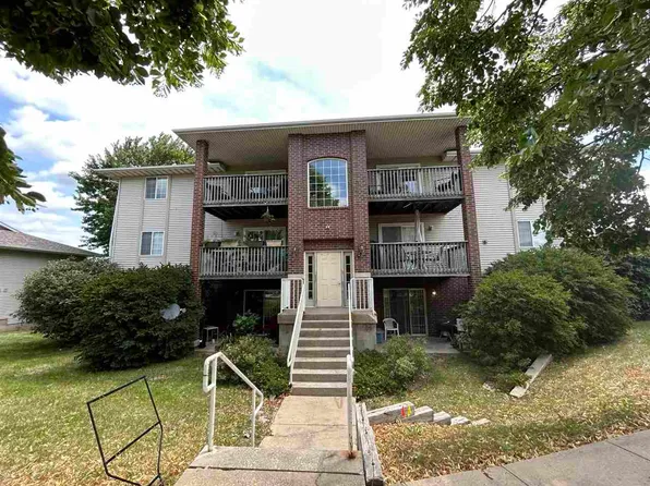 1001-1047 W Side Dr, Iowa City, IA 52246