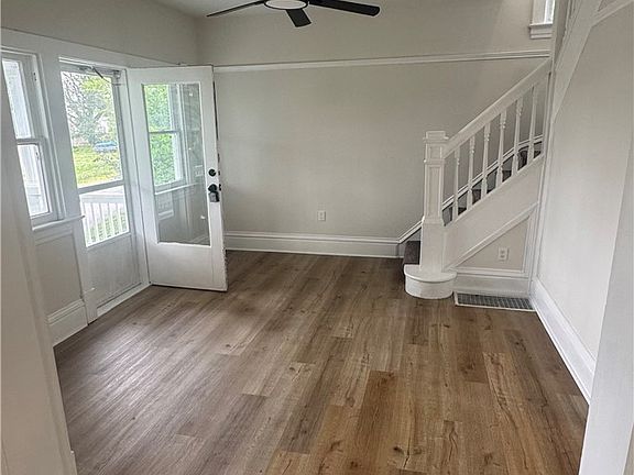 2nd image of 801 Grant St