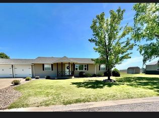 203 Evans St, Ellsworth, KS 67439