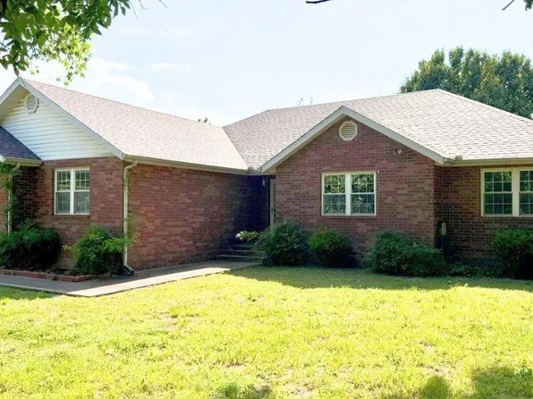 910 Briarbrook Dr, Carl Junction, MO 64834