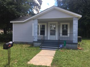 211 E Griffith Ave, Crestview, FL 32539