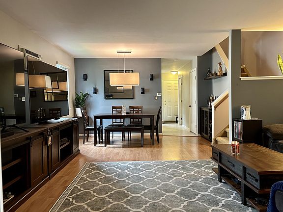 3rd image of 116 Sterling Place