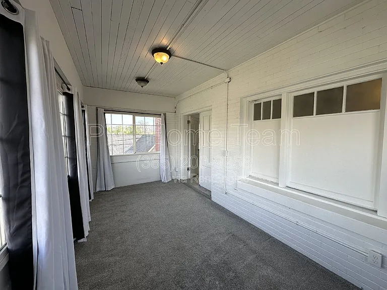 2833 Grant Ave #1 — Photo 14