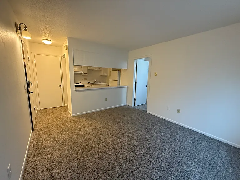Mensah Apartments Toledo — Photo 7