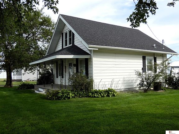 2nd image of 1505 2nd St