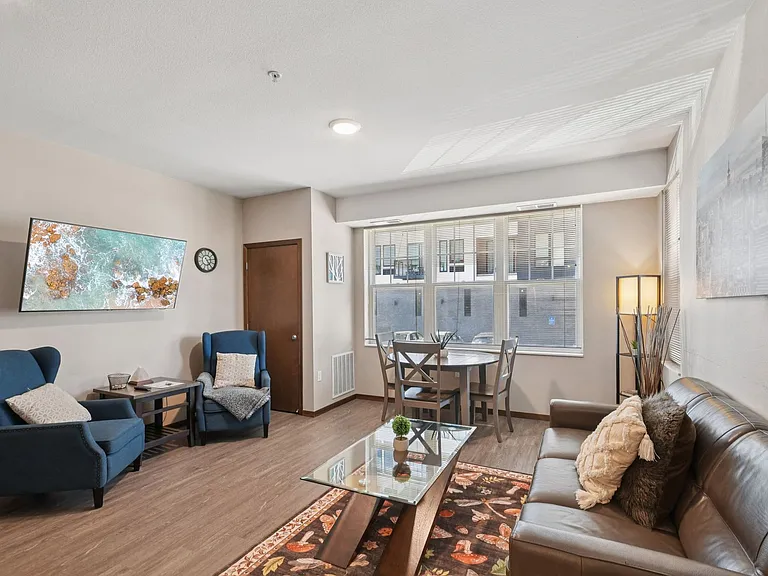 Capital View Apartments — Photo 7