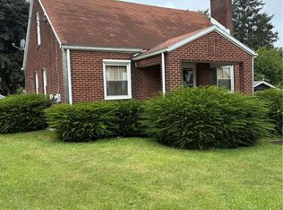 504 Indiana Ave, Farrell, PA 16121