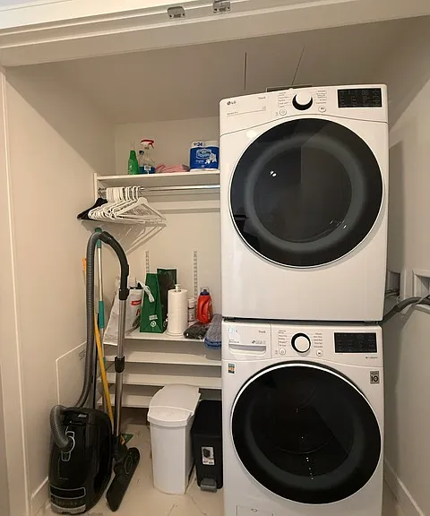 200 Klahanie Ct #1104 — Photo 3