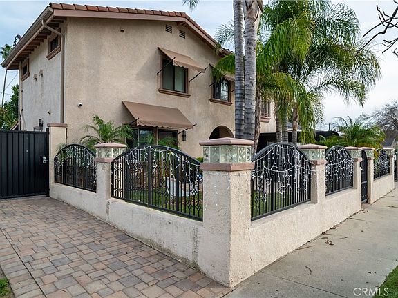 3rd image of 6930 Balcom Ave