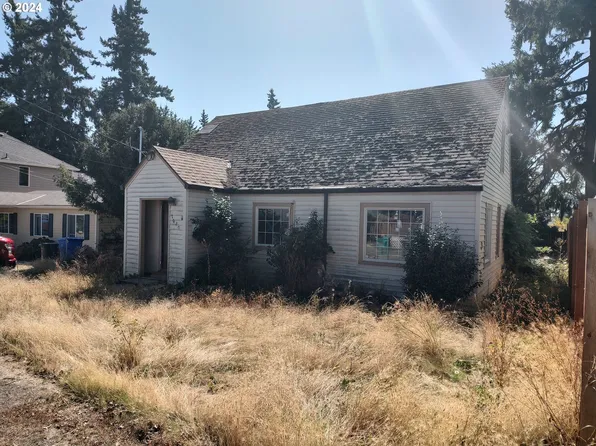 7020 SE Clatsop St, Portland, OR 97206