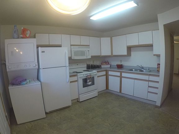 4th image of 1102 Holloway St #22