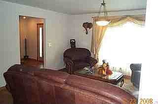2nd image of 1309 Maplewood Dr