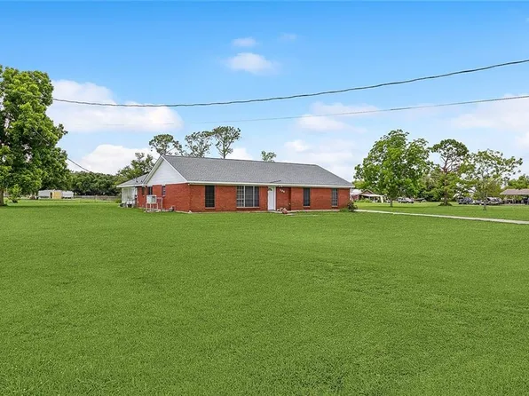 136 Michael Dr, Des Allemands, LA 70030