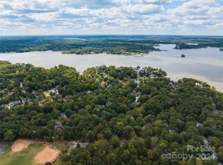 27073 Catamaran Dr, Tega Cay, SC 29708