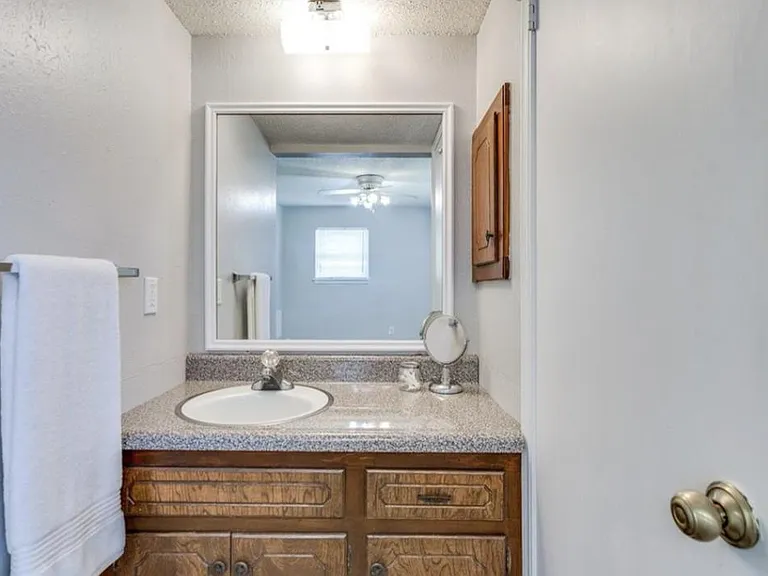 628 Sunset Dr — Photo 16