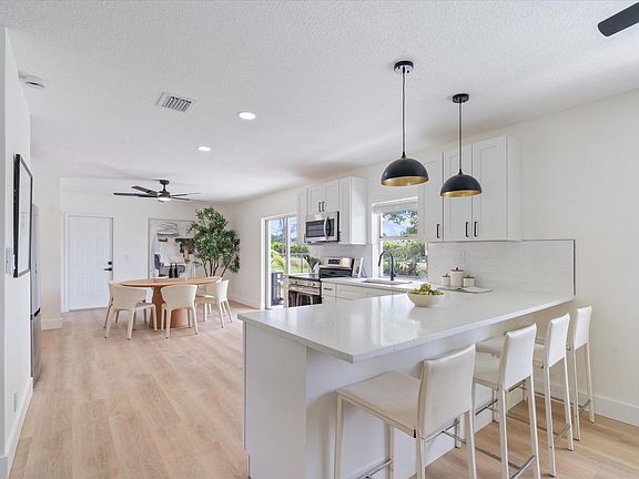 2nd image of 2840 DORSON Way