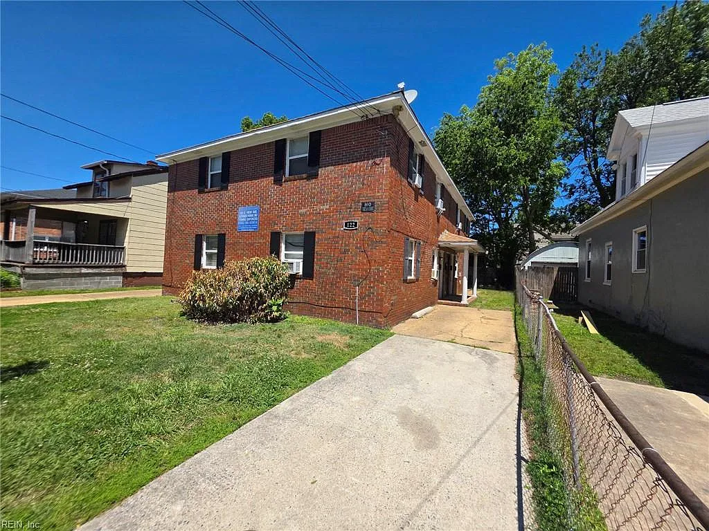 Building Photo - 122 D View Ave #3