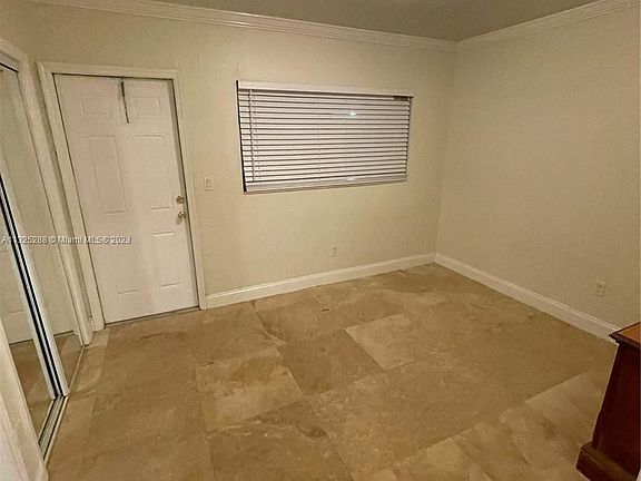 5th image of 1900 NE 46th St APT A8