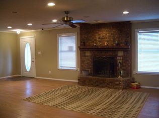 210 Tomlinson Rd, Seven Points, TX 75143