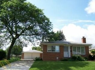24963 Doris Ct, Redford, MI 48239