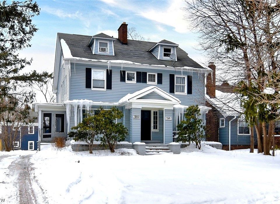 1st image of 3261 Euclid Heights Blvd