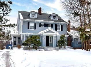 3261 Euclid Heights Blvd, Cleveland Heights, OH 44118