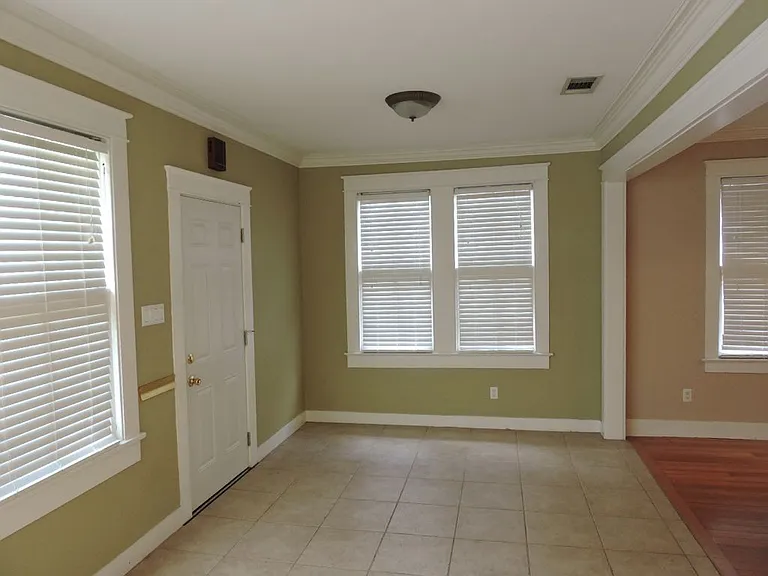 1320 Perkins Rd — Photo 6
