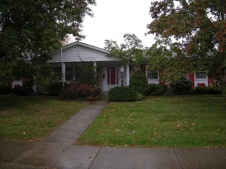 1st image of 210 N Smith St