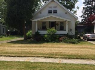 122 2nd St, Waterville, OH 43566