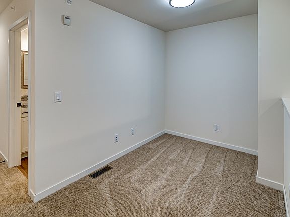 5th image of 4877 Lacy Rd #4877