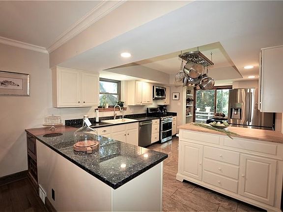 Chef's Delight Kitchen