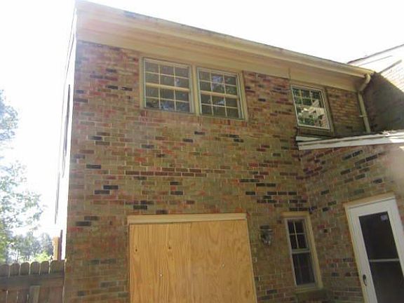 2nd image of 380 Circuit Ln Unit E