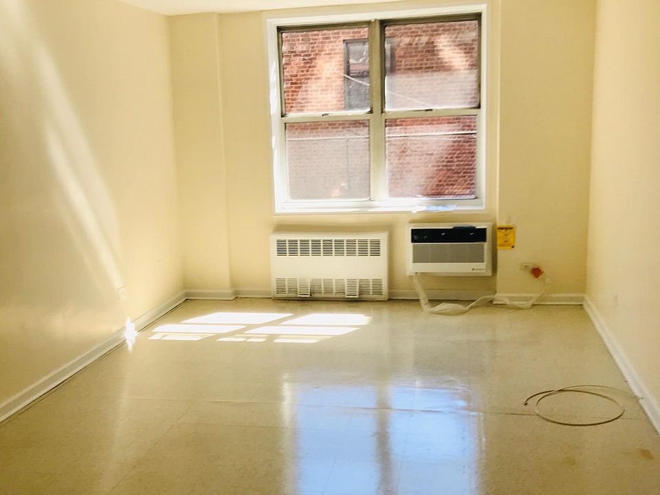 1st image of 89-35 164th St #S