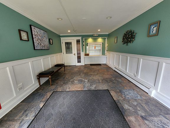 2nd image of 4820 Conrad Ave #104